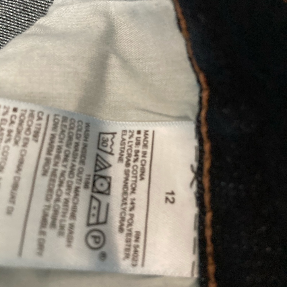 Jeans - Picture 3 of 4